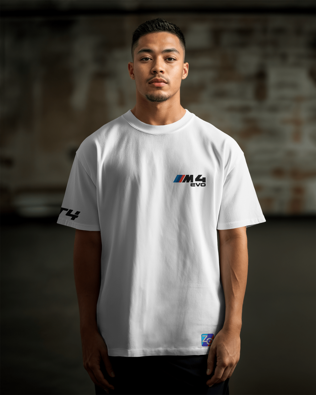 BMW M4 GT4 EVO Oversize T-shirt Unisex biała/czarna