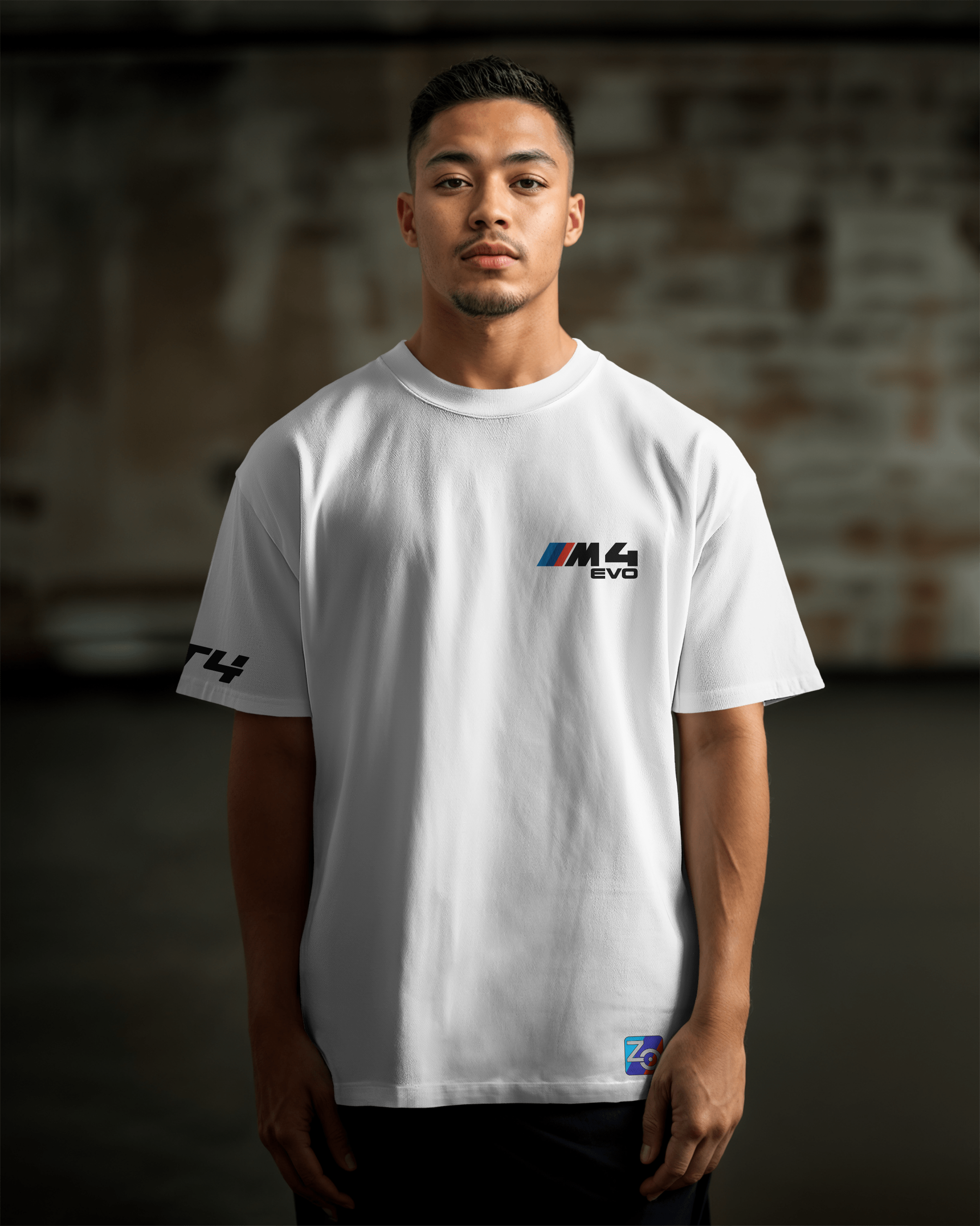 BMW M4 GT4 EVO Oversize T-shirt Unisex biała/czarna