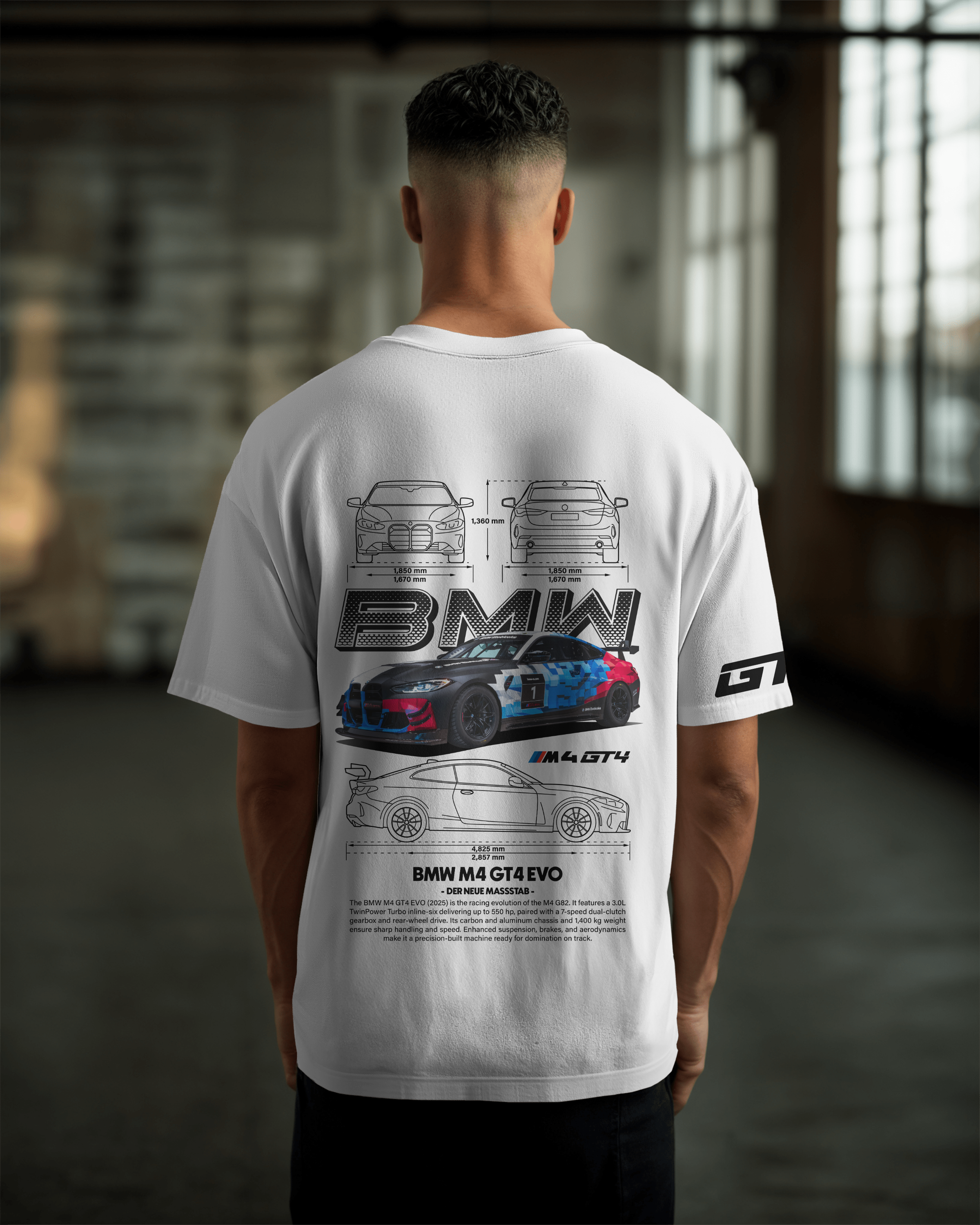BMW M4 GT4 EVO Oversize T-shirt Unisex biała/czarna